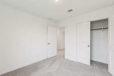 1009 S Oakhurst Drive, Dayton, TX 77535 - Photo 16