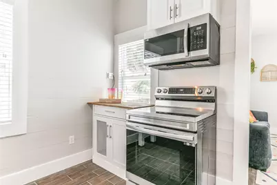 1117 29th Street, Galveston, TX 77550 - Photo 12