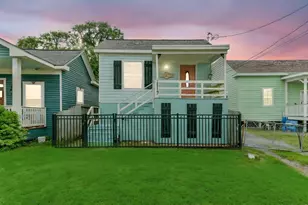 1117 29th St, Galveston, TX 77550 - Photo 24