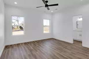 104 Runnels St, Willis, TX 77378 - Photo 20