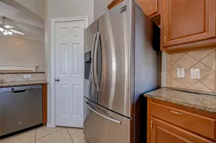 13922 Normandy Ct, Sugar Land, TX 77498 - Photo 24