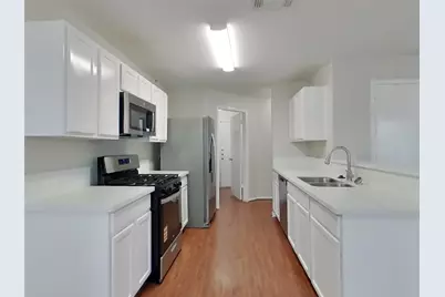 8227 Radial Court, Rosharon, TX 77583 - Photo 4