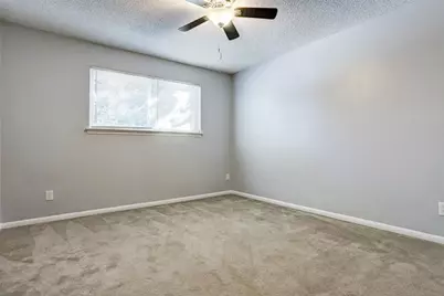 10458 Hammerly Boulevard #66, Houston, TX 77043 - Photo 12