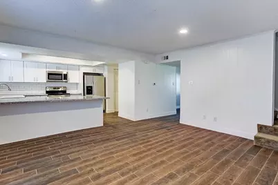 10458 Hammerly Boulevard #66, Houston, TX 77043 - Photo 6
