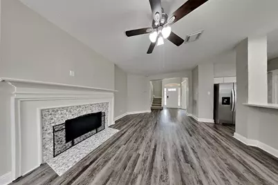 6611 Emerald Ash Court, Humble, TX 77346 - Photo 2