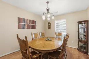7219 Pembrough Ln, Katy, TX 77494 - Photo 6