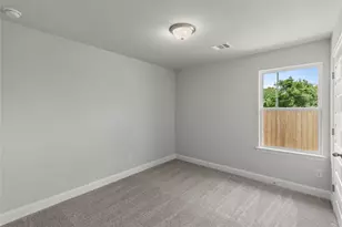2257 W Post Oak Cir, Dayton, TX 77535 - Photo 20