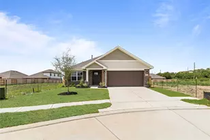 2257 W Post Oak Cir, Dayton, TX 77535 - Photo 1