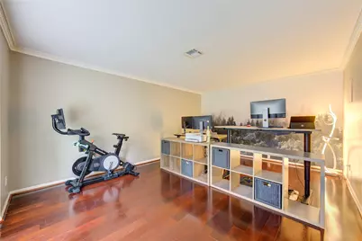 15739 Fleetwood Oaks Drive, Houston, TX 77079 - Photo 12