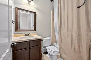 1821 W 24th St, Houston, TX 77008 - Photo 30