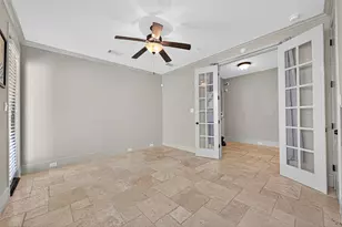 1821 W 24th St, Houston, TX 77008 - Photo 30