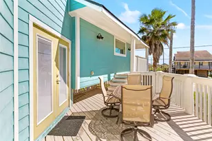 319 Pompano Ln, Freeport, TX 77541 - Photo 10