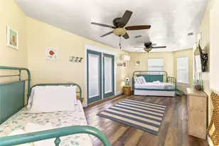 319 Pompano Ln, Freeport, TX 77541 - Photo 24