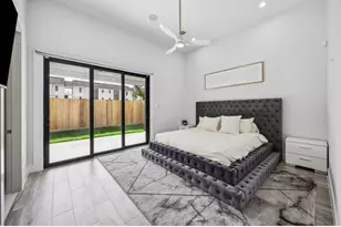 3458 Simmons St St, Houston, TX 77004 - Photo 8