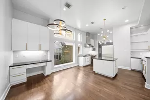 1822 Brun St, Houston, TX 77019 - Photo 8