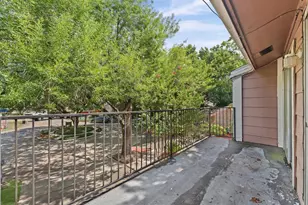 7607 Secretariat Ln, Houston, TX 77071 - Photo 22