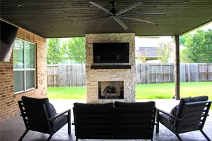 15610 Summer Heath Ct, Houston, TX 77044 - Photo 4