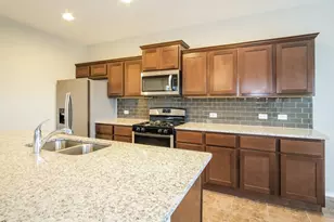 3651 Sandy Brook Dr, Round Rock, TX 78665 - Photo 4