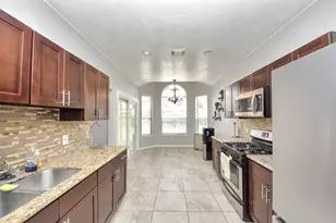 16111 Copper Canyon Dr, Friendswood, TX 77546 - Photo 10