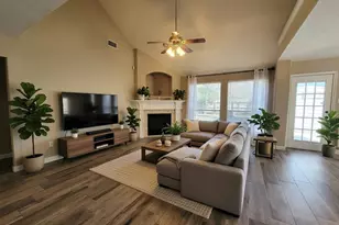 2018 Ridgeway Park Dr, Houston, TX 77339 - Photo 4