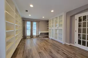 2018 Ridgeway Park Dr, Houston, TX 77339 - Photo 16