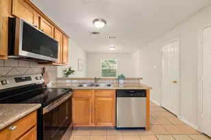 6418 England St, Houston, TX 77021 - Photo 10