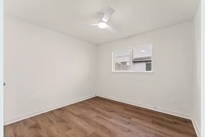 6119 Spruce Forest Drive, Houston, TX 77092 - Photo 8