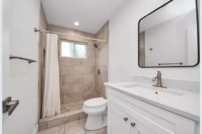 6 Yewleaf Court, The Woodlands, TX 77381 - Photo 24