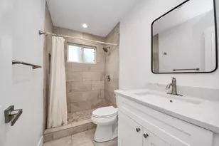 6 Yewleaf Ct, The Woodlands, TX 77381 - Photo 24