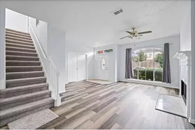 9366 Corner Oaks Lane, Houston, TX 77036 - Photo 10