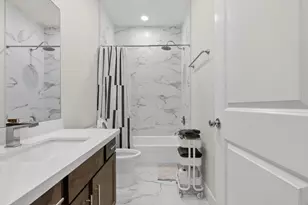 2317 Warhol Wy, Houston, TX 77091 - Photo 10