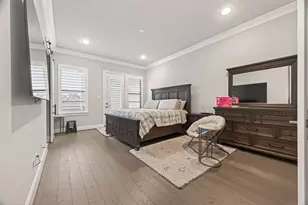 2435 Prairie Hollow Ln, Houston, TX 77077 - Photo 26