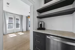 1645 Kipling St, Houston, TX 77006 - Photo 16