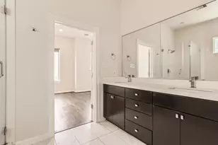 126 Pierce St, Houston, TX 77002 - Photo 16