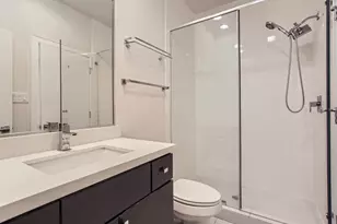 126 Pierce St, Houston, TX 77002 - Photo 12