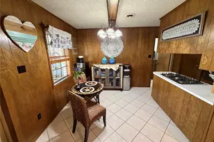 1710 N Rd, Lake Jackson, TX 77566 - Photo 12