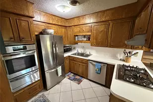 1710 N Rd, Lake Jackson, TX 77566 - Photo 10