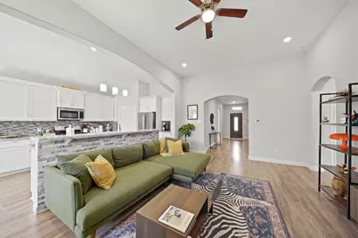 5602 Belmark Street, Houston, TX 77033 - Photo 8