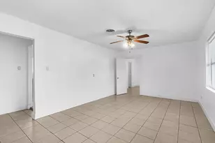 838 Rosewick St, Houston, TX 77015 - Photo 2