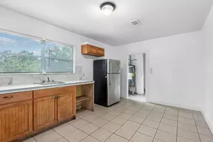 838 Rosewick St, Houston, TX 77015 - Photo 6