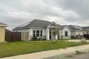 3051 Samuel Dr, Eagle Pass, TX 78852 - Photo 2