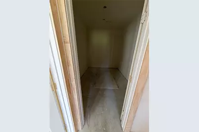 6610 Spencer Dr, Jones Creek, TX 77541 - Photo 10