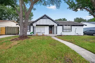 6038 Cartagena St, Houston, TX 77035 - Photo 1