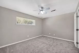 6038 Cartagena St, Houston, TX 77035 - Photo 36