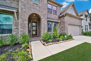 8303 Mount Washburn Ct, Porter, TX 77365 - Photo 2