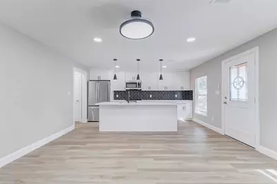 1054 Dewalt Street, Houston, TX 77088 - Photo 14