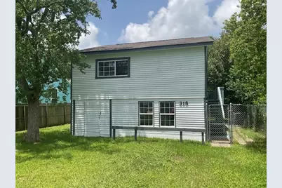 318 10th Street, Dickinson, TX 77539 - Photo 1