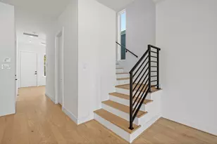 1103 E 37th St, Houston, TX 77022 - Photo 22