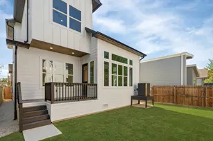 1103 E 37th St, Houston, TX 77022 - Photo 42