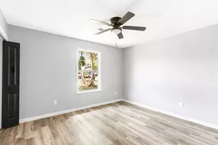 234 Bay Oaks Dr, La Porte, TX 77571 - Photo 10